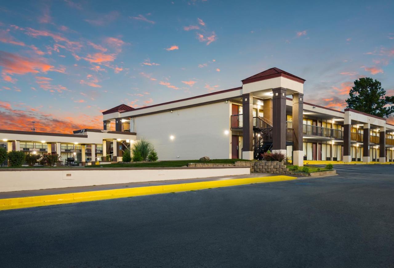 Horizon Inn & Suites Андерсон Экстерьер фото